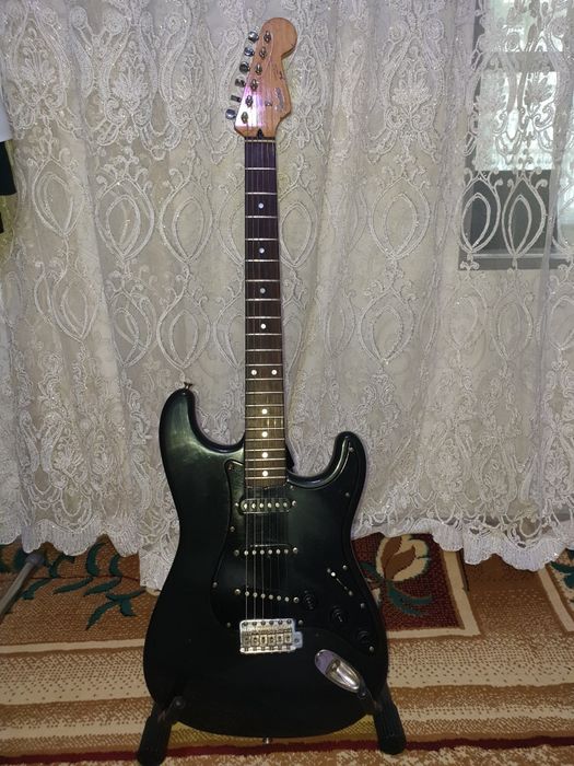Gitara fender stratocaster