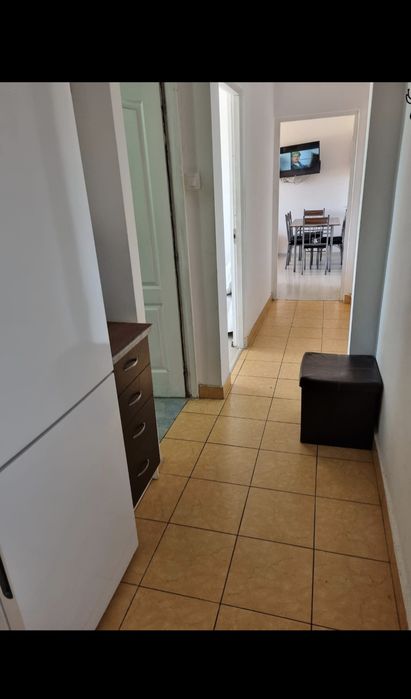 CAZARE **Apartament 3 camere pozitie  CENTRALA