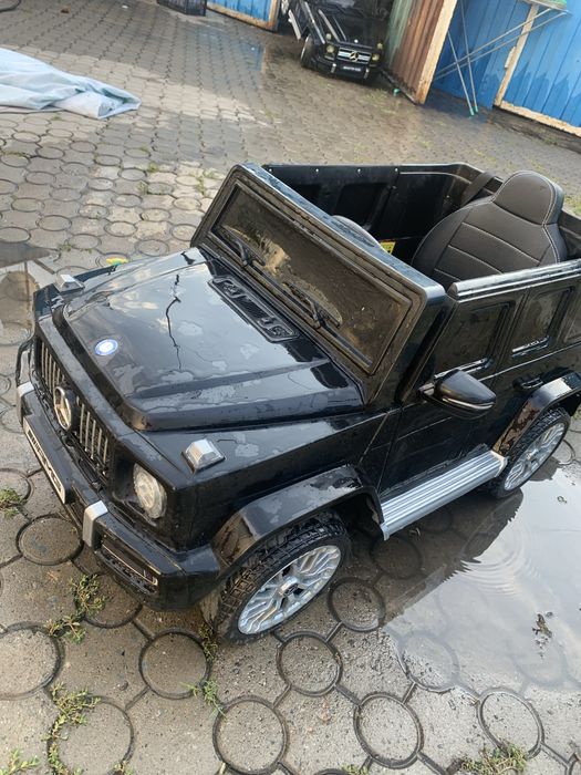 Продам детский электромобиль