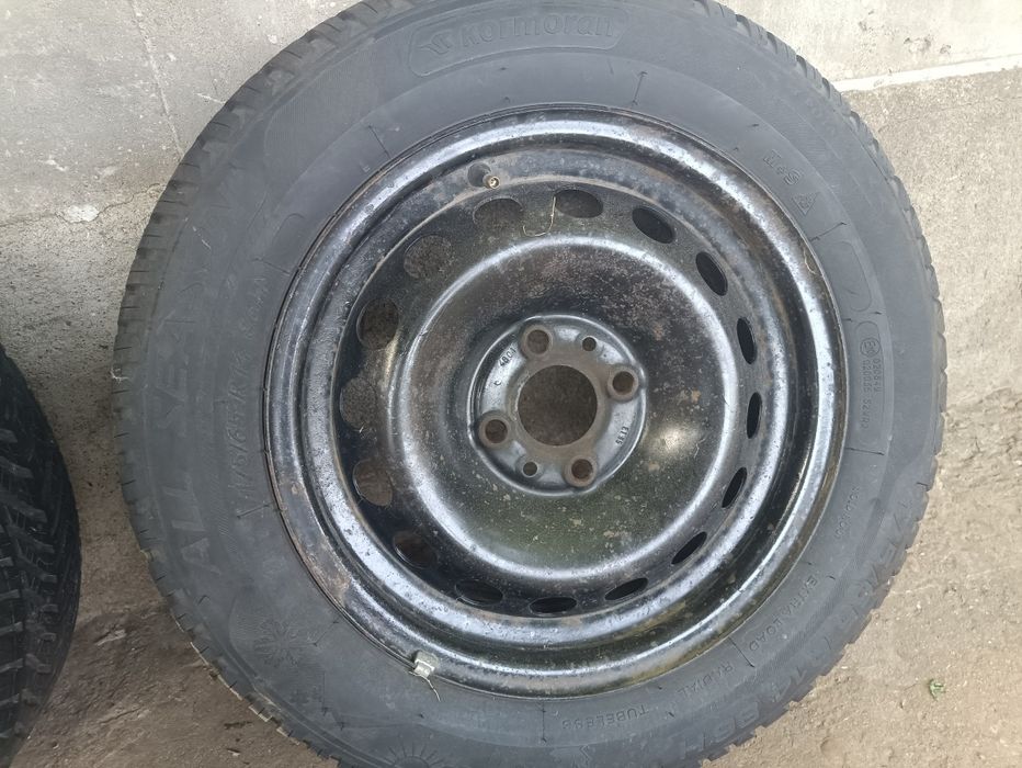 4бр.Гуми с джанти 175/65 R14 за Fiat Punto