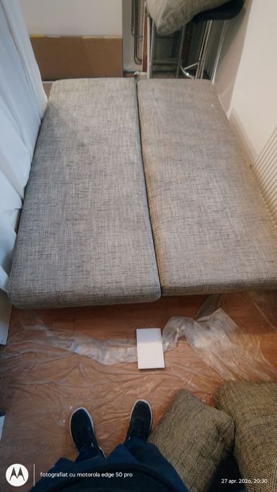 Vând canapea extensibila