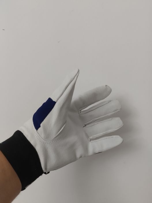 Новые рабочие перчатки