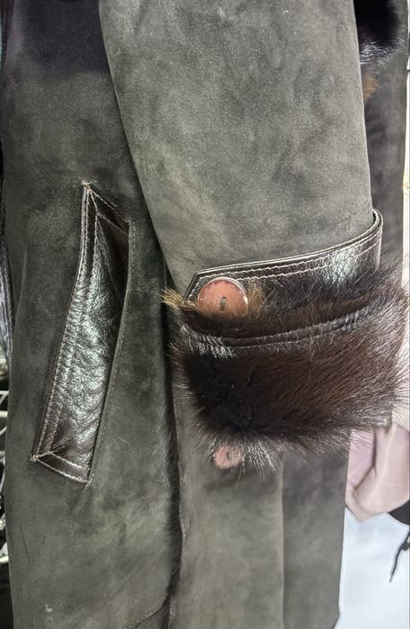 Дубленка одевали несколько раз