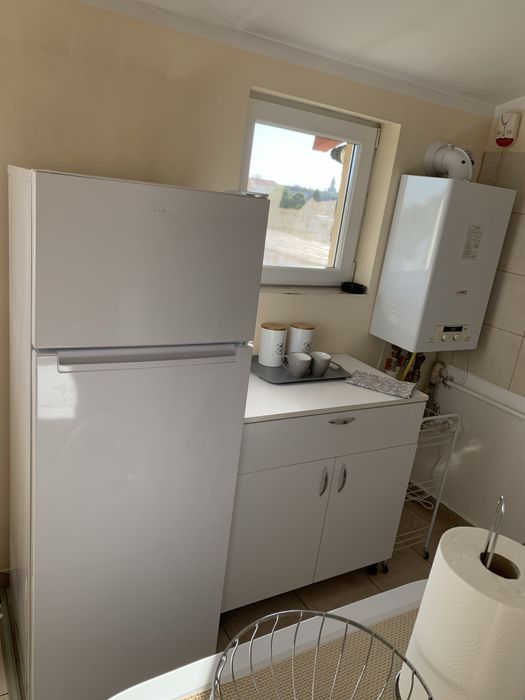 Vand apartament de 2 camere in zona Complexului Studentesc