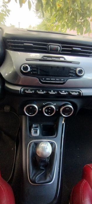 Dezmembrez  Alfa Romeo Giulietta 1.6 mjet2