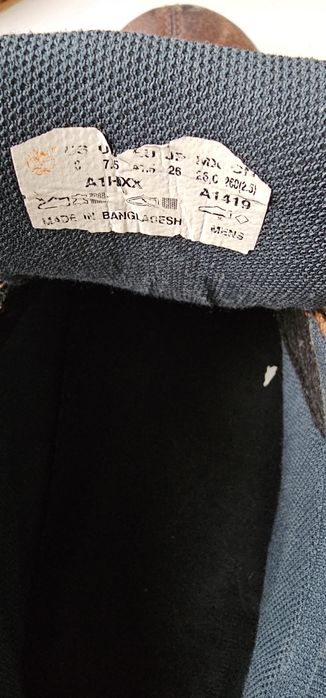 Продаётся ботинки