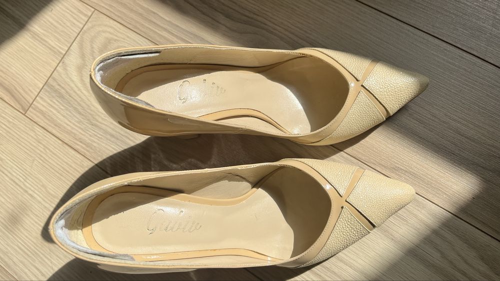 Pantofi eleganti piele , nude , marime 39,5