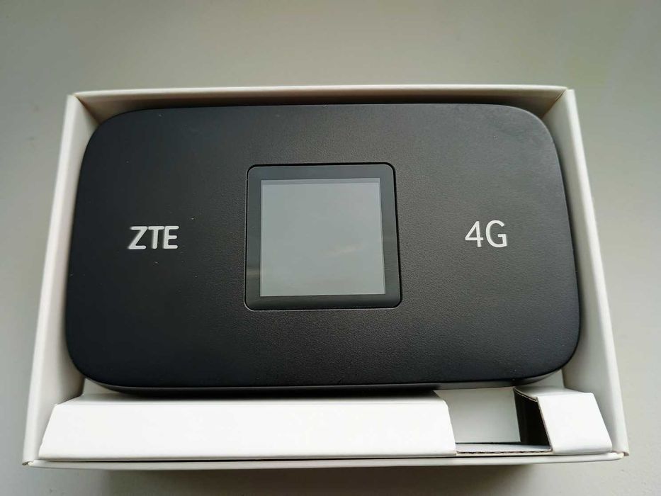 Мобилен рутер/"бисквитка"/Модем  ZTE MF971RS CAT6