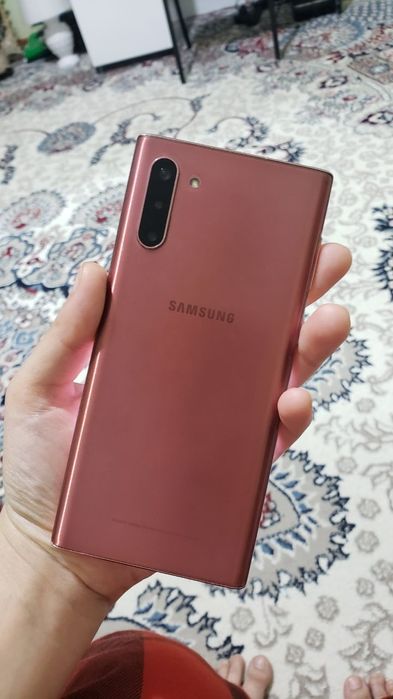 Samsung  galaxy note 10  12/256 gb