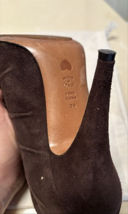 Botine Moschino din piele intoarsa nr 39