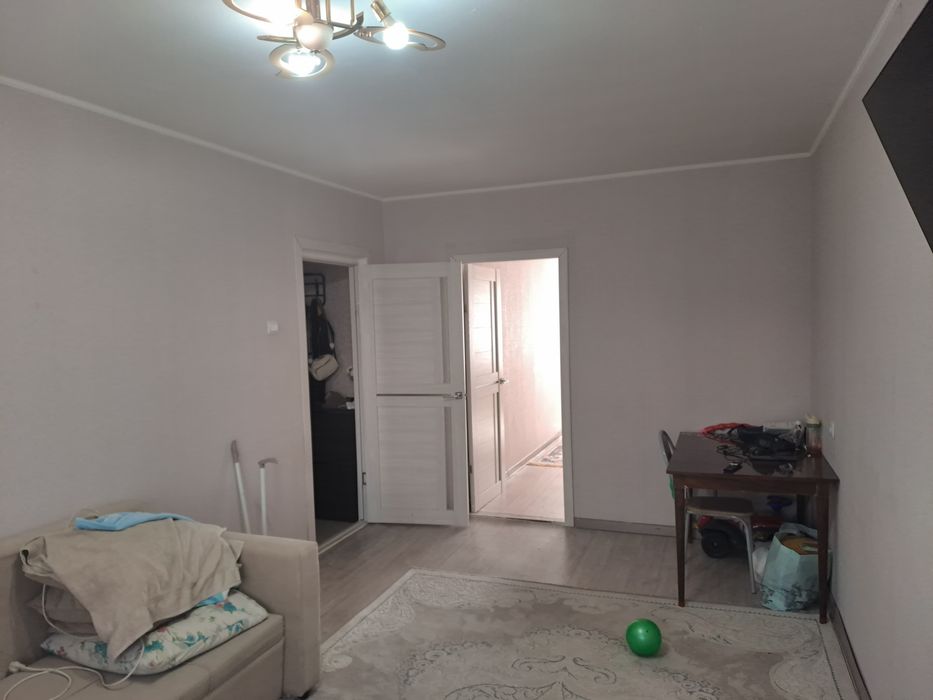 Продам 2 ком.кв.