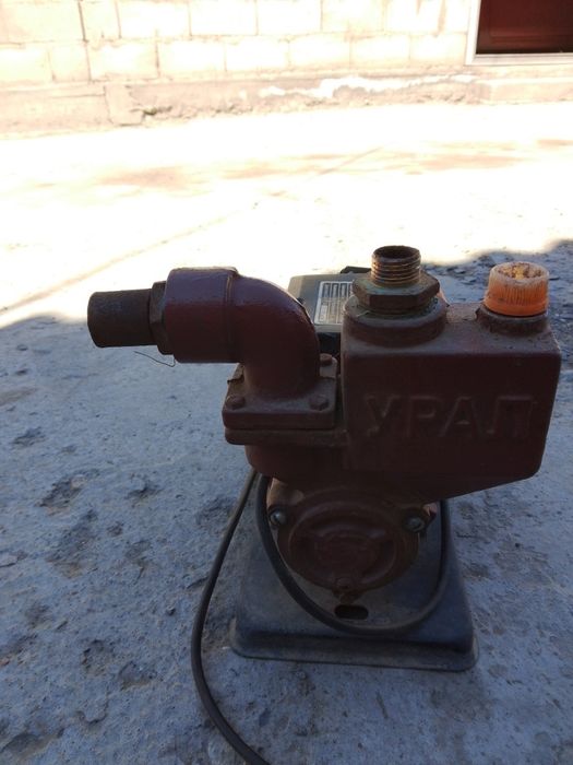 Насос водяной в отличном состоянии