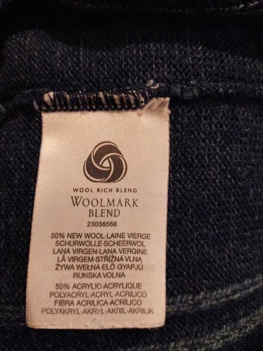 Мъжки вълнен пуловер, размер М