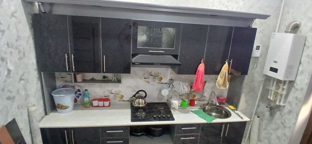 Kvartera srochna sotiladi