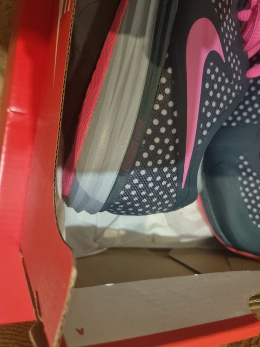 Nike оригинални.