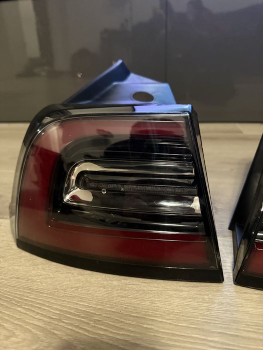 Стопове стоп Tesla 3 / Y Тесла 3 / У Европейски