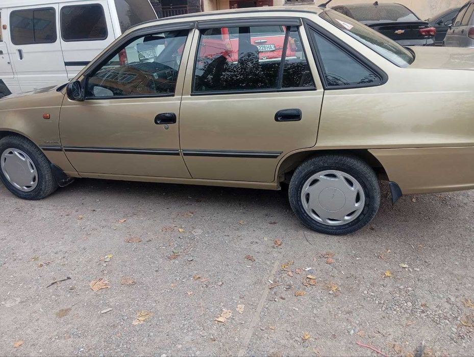 Продам Нексия 2 2009 год DONC 1.6 Luxe