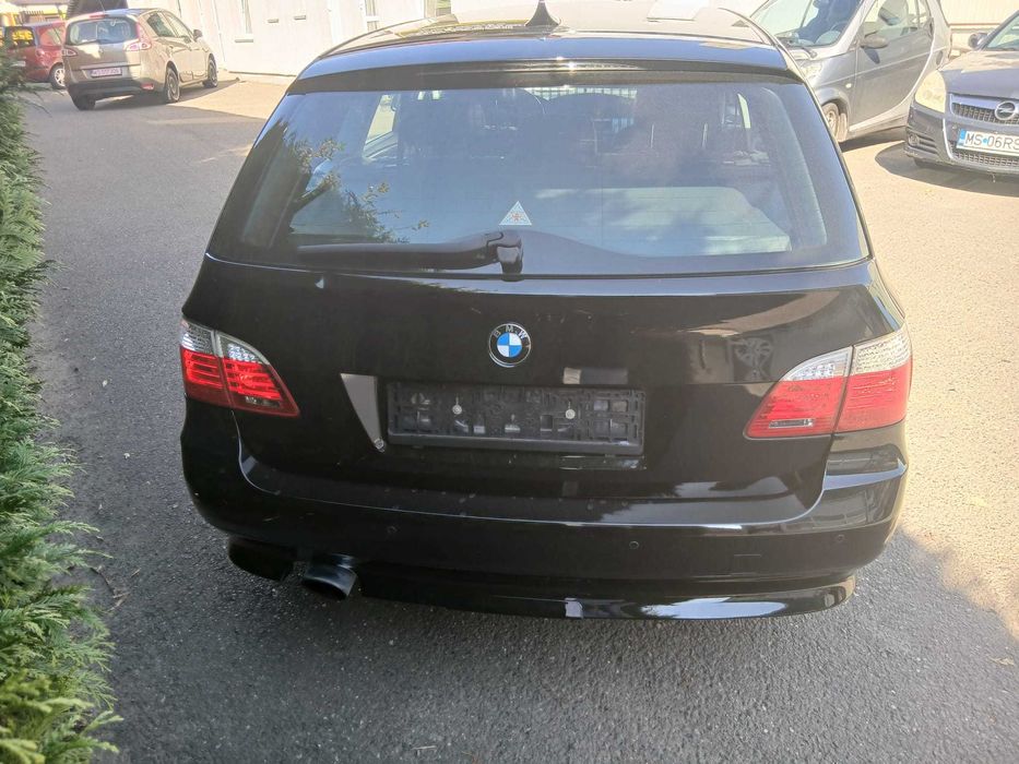 BMW 5 Series 2010 — imagine 4