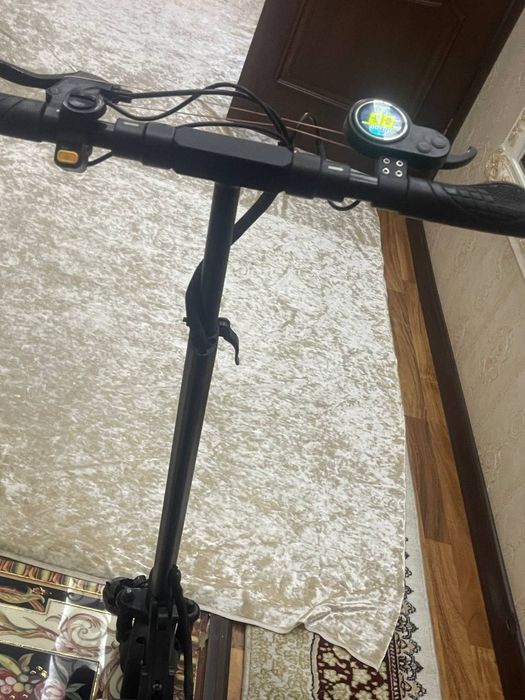 Skuter max 45 tezligi