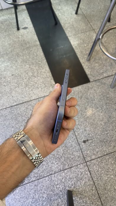 iphone 14 идеальном состоянии