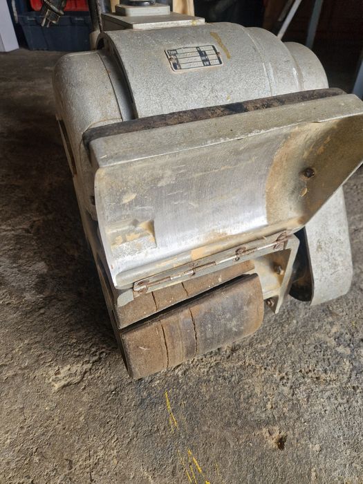 Masina raschetat parchet