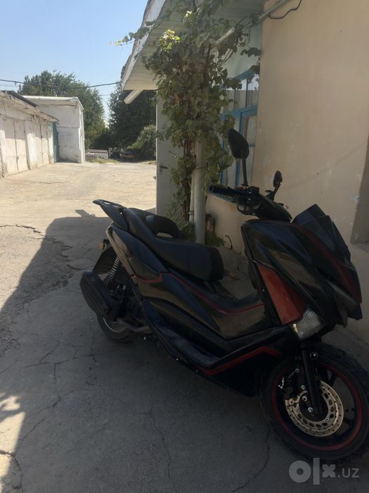 Yamaha S max 150 cc