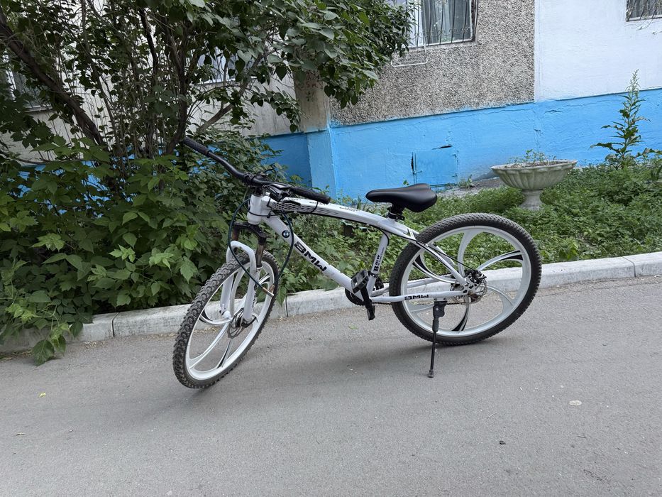 Продав велосипед