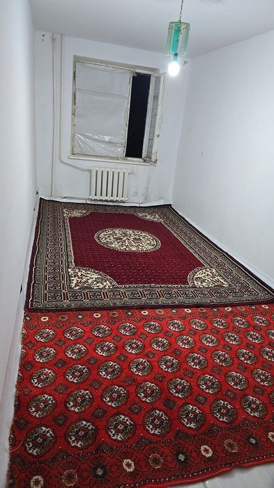 Шум бола ёнда 3 этажда 2 хонали кв сотилади