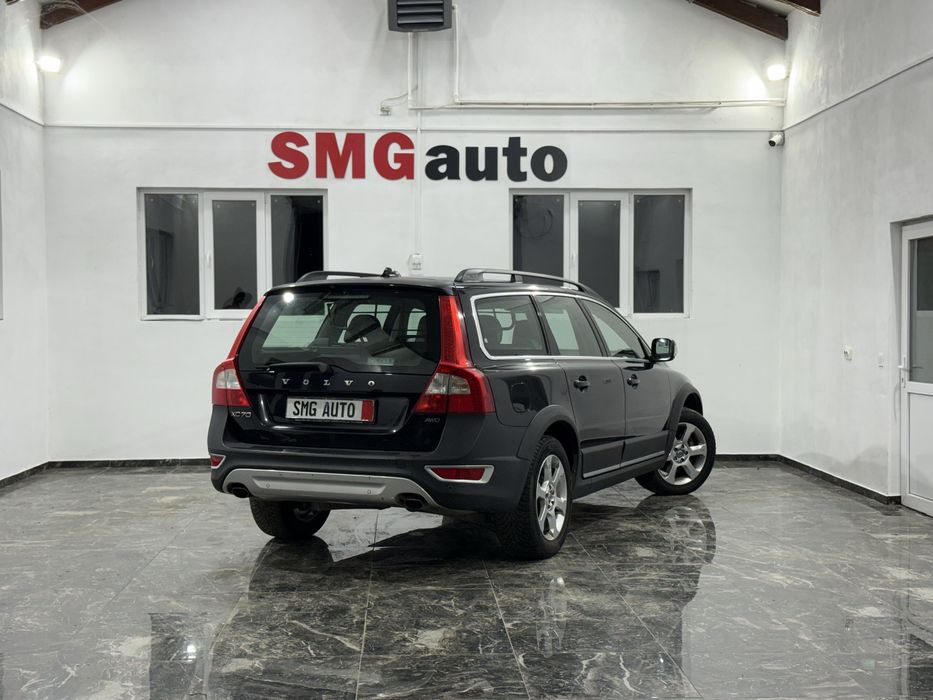 Volvo XC70 2.4 205 CP Automat 4X4 11/2010 SE POATE IN RATE