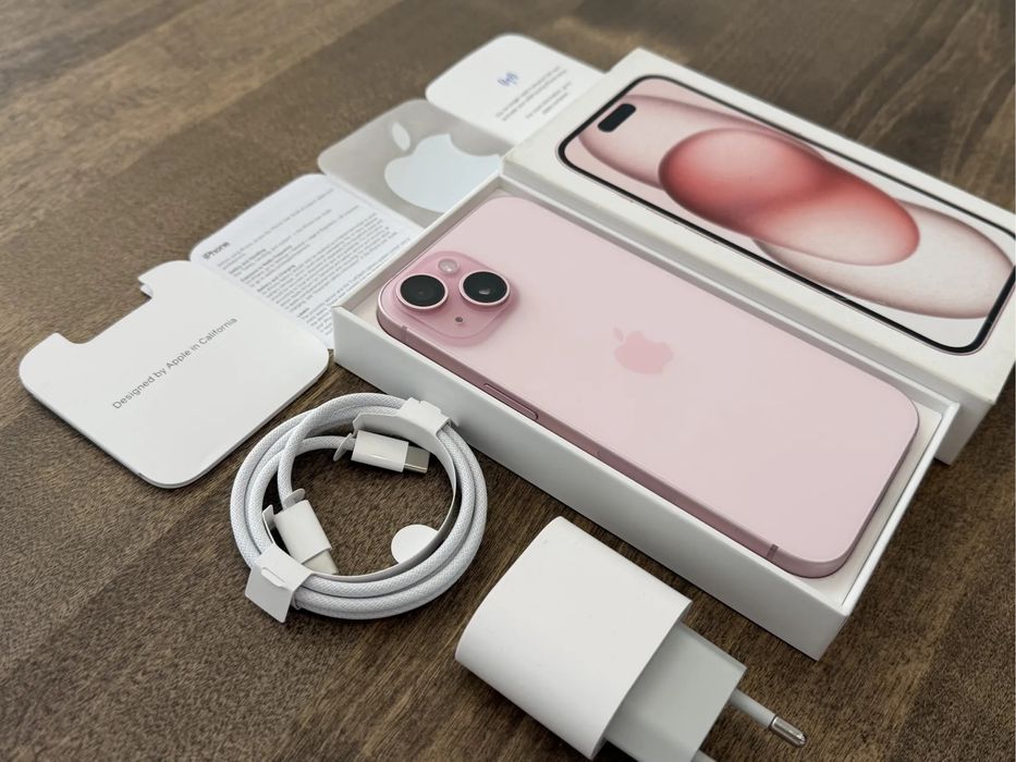 iPhone 15 в отличном состоянии