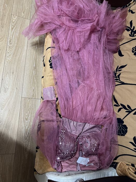 Rochie saray 200 lei negociabil