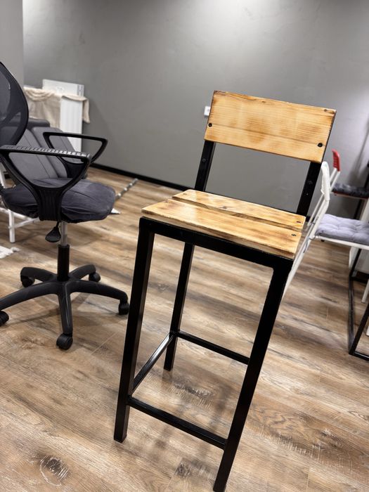 Барный стул в стиле LOFT