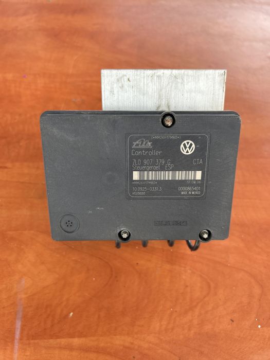 Unitate pompa abs vw touareg 7L an 2004-2009 7L0907379G