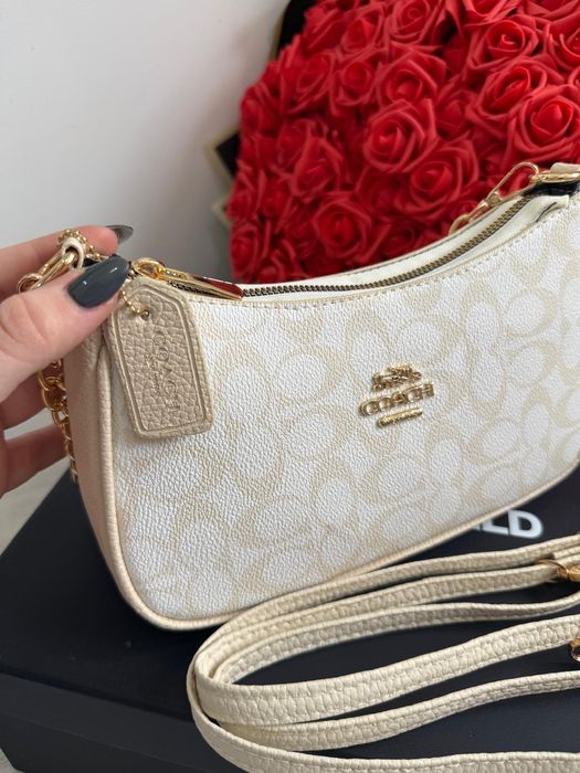 Дамски чанти тип модели.