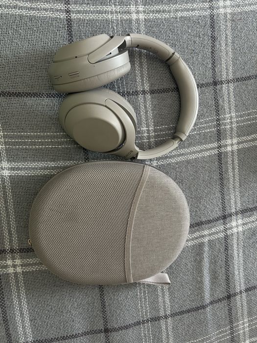 Sony WH1000XM4 бежевые