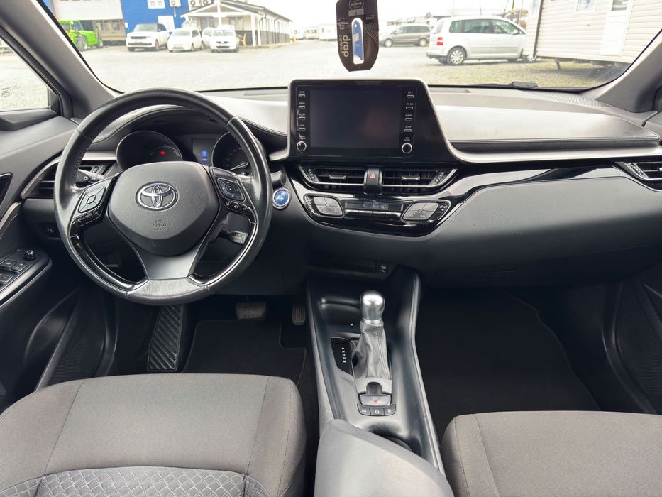 Toyota C-HR Hibrid-GARANTIE
