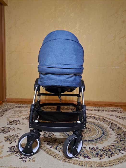 Коляска два в одном