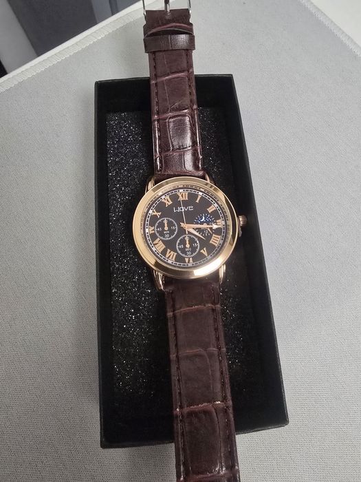 Наручные часы новые