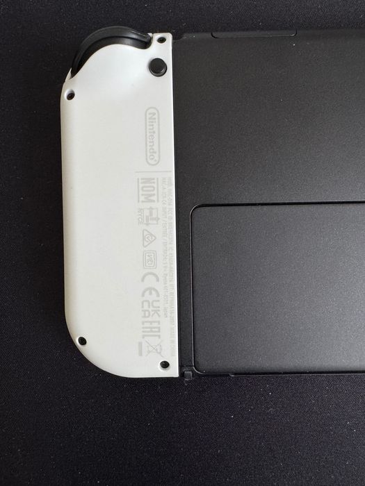 Nintendo Switch OLED - Dock - Joy-Con Grip & Straps