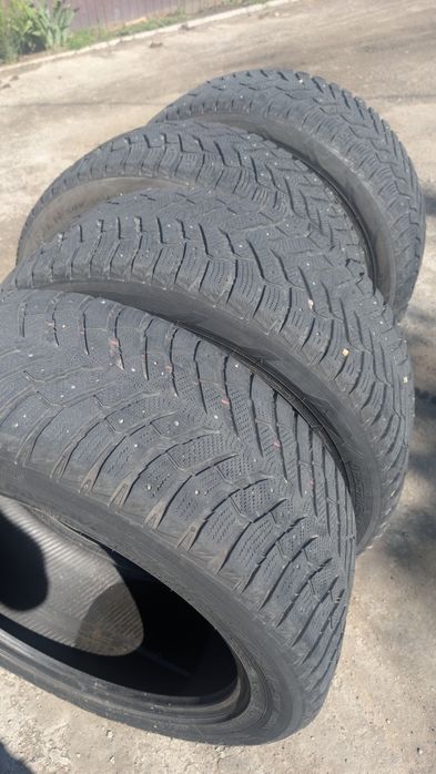 Продам шины 285/45/22