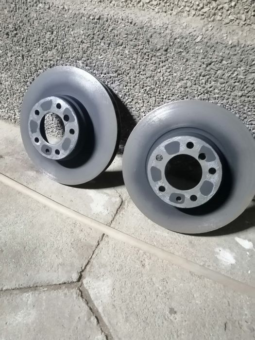 Запчасти на BMW 7 е38 - объём 2.8 бензин