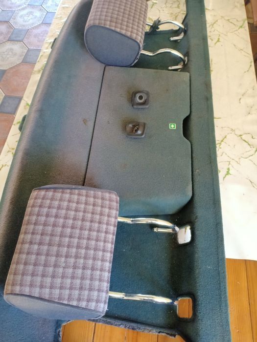 Задняя Полка Мерс.124ешка.