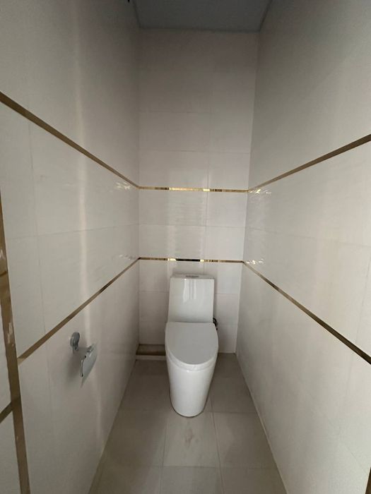 Sergeli 4-metro oldi 2/3/7 40m² boʻlgan yangi kvartira ijaraga berila