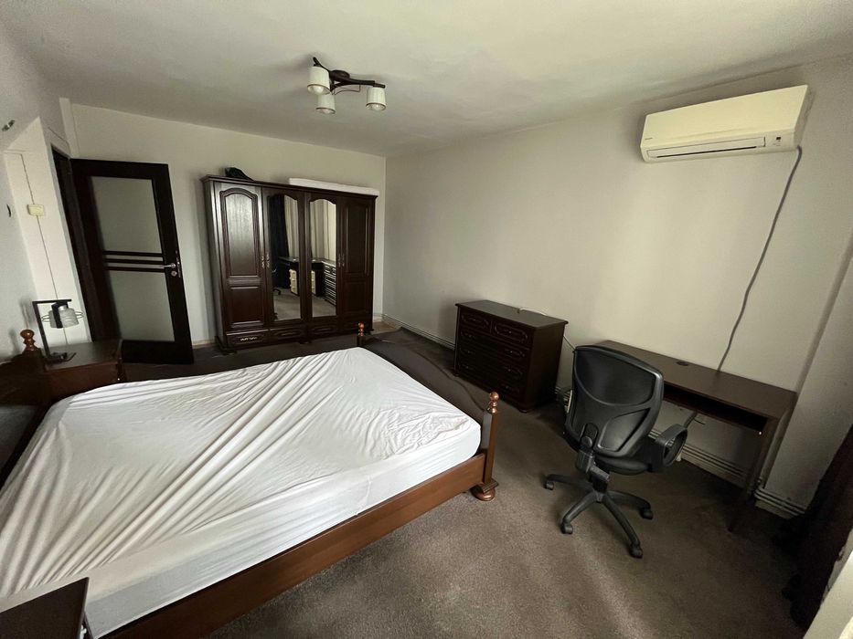 Inchiriez apartament 3cam. 76mp,decomandat cf.1, zona Mihai Bravu
