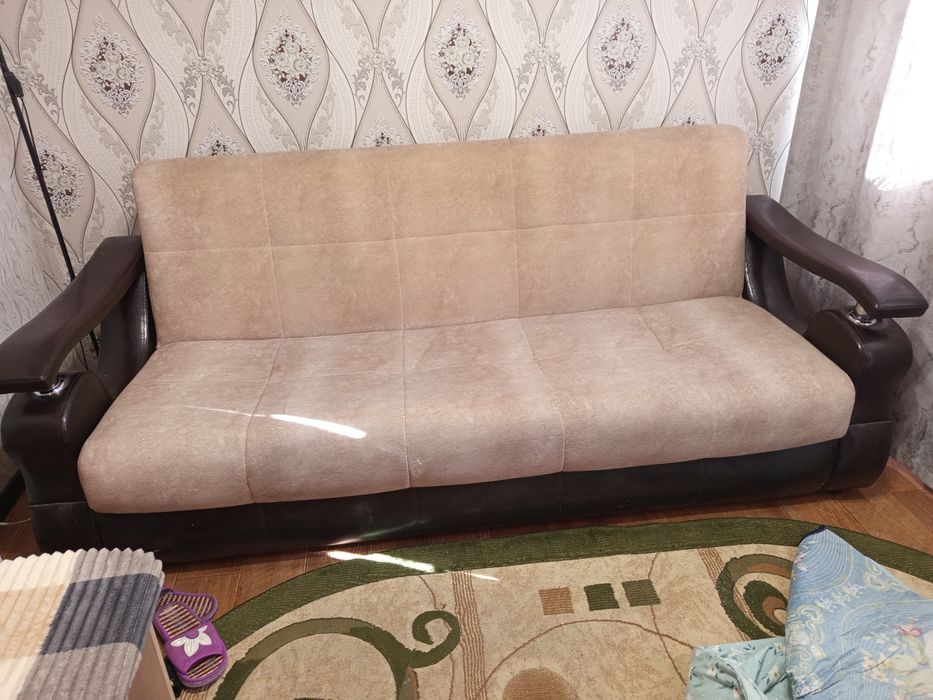 Стильный и удобный диван