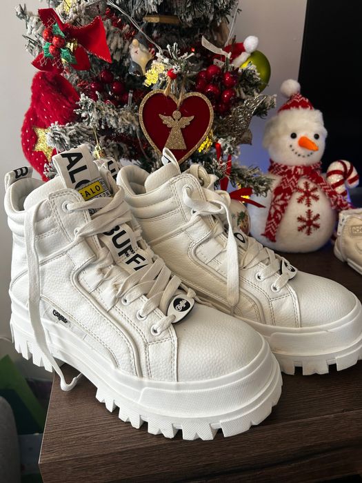 Боти Buffalo ( веган кожа ) перфектно състояние