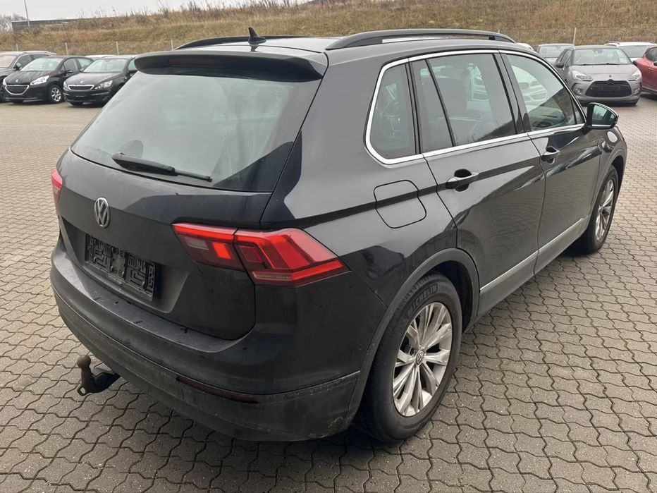 Dezmembrez VW Tiguan, 1.6TDI DGDB, cutie manuala