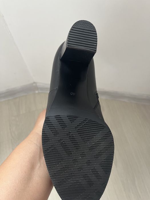 Женская обувь новая