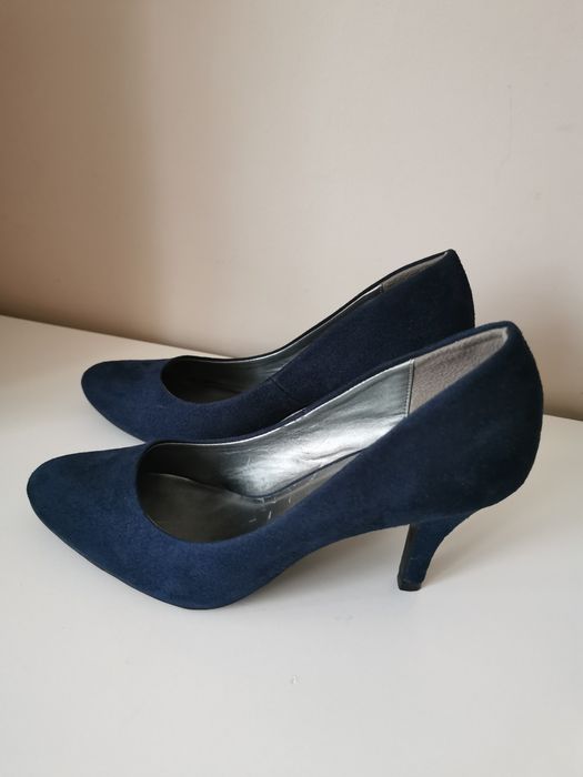 Обувки на ток от Deichman