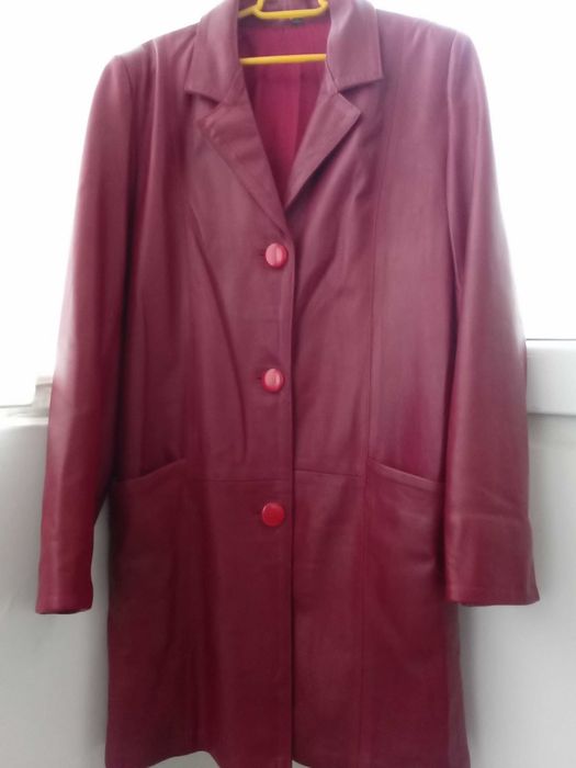 Haina din piele pentru dama